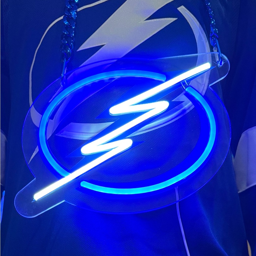 Tampa Bay Lightning Super LED neon look Fan Chain NEW